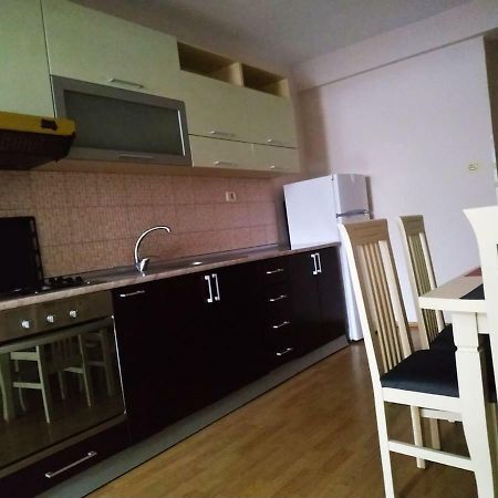 Lovely Apt At The Heart Of The City&Near The Lake Pogradec Exterior foto